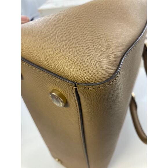 MICHAEL KORS LARGE SAFFIANO LEATHER WOMENS CROSSBODY BAG - Picture 16 of 16